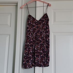 Express floral strappy dress, with pockets!